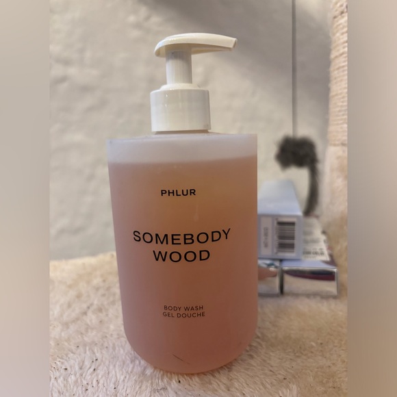 PHLUR- COMBO SET (MUST EXCLUDE SOMEBODY WOOD BODY WASH) - Picture 7 of 10